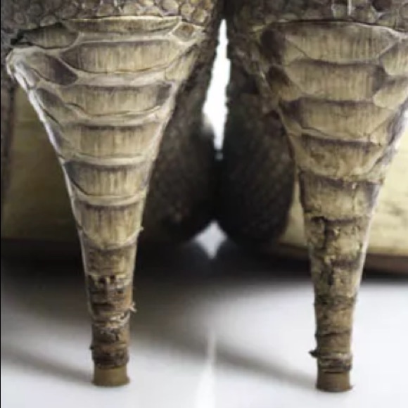 100% AUTHINTIC Python Vintage heels. SIZE 10 - Picture 6 of 8